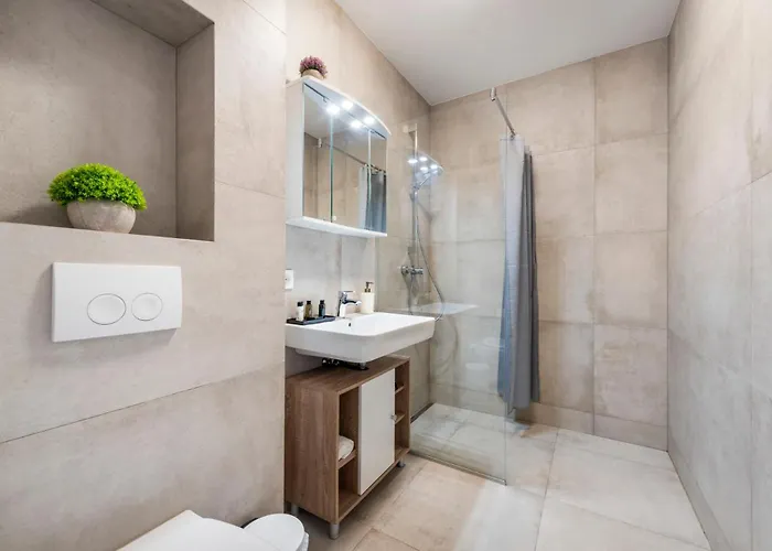 Hills Living Apartmanhotel Bécs