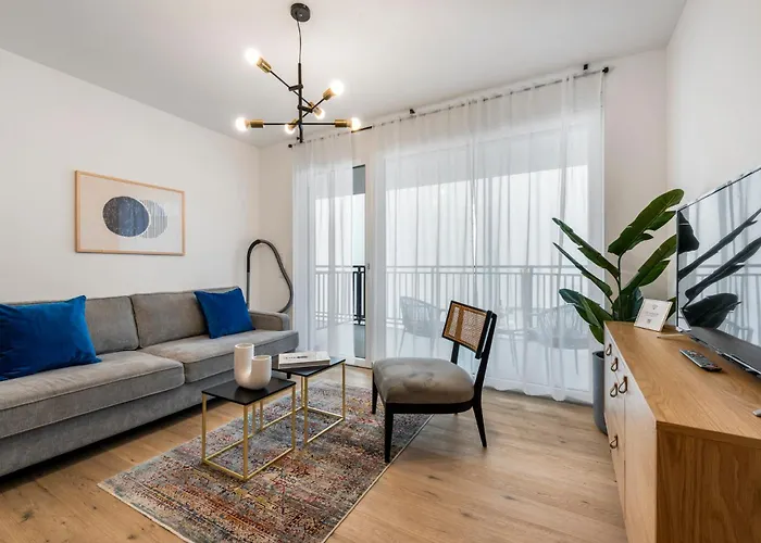 Hills Living Apartmanhotel