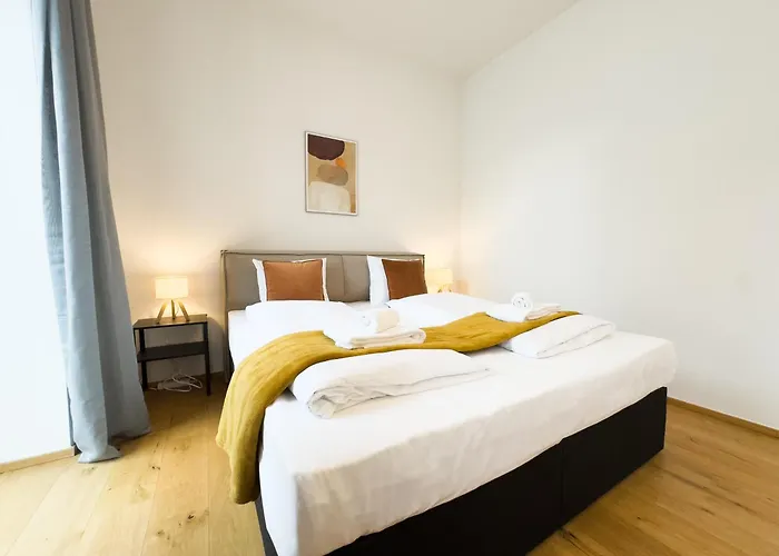 Hills Living Apartmanhotel 4*