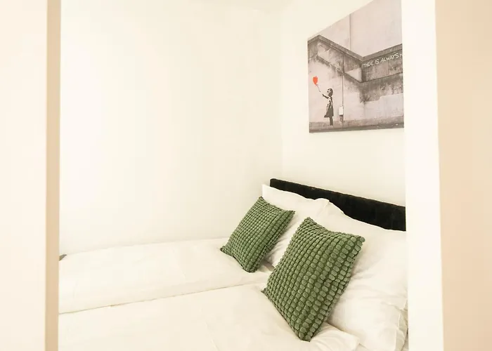Hills Living 4* Bécs